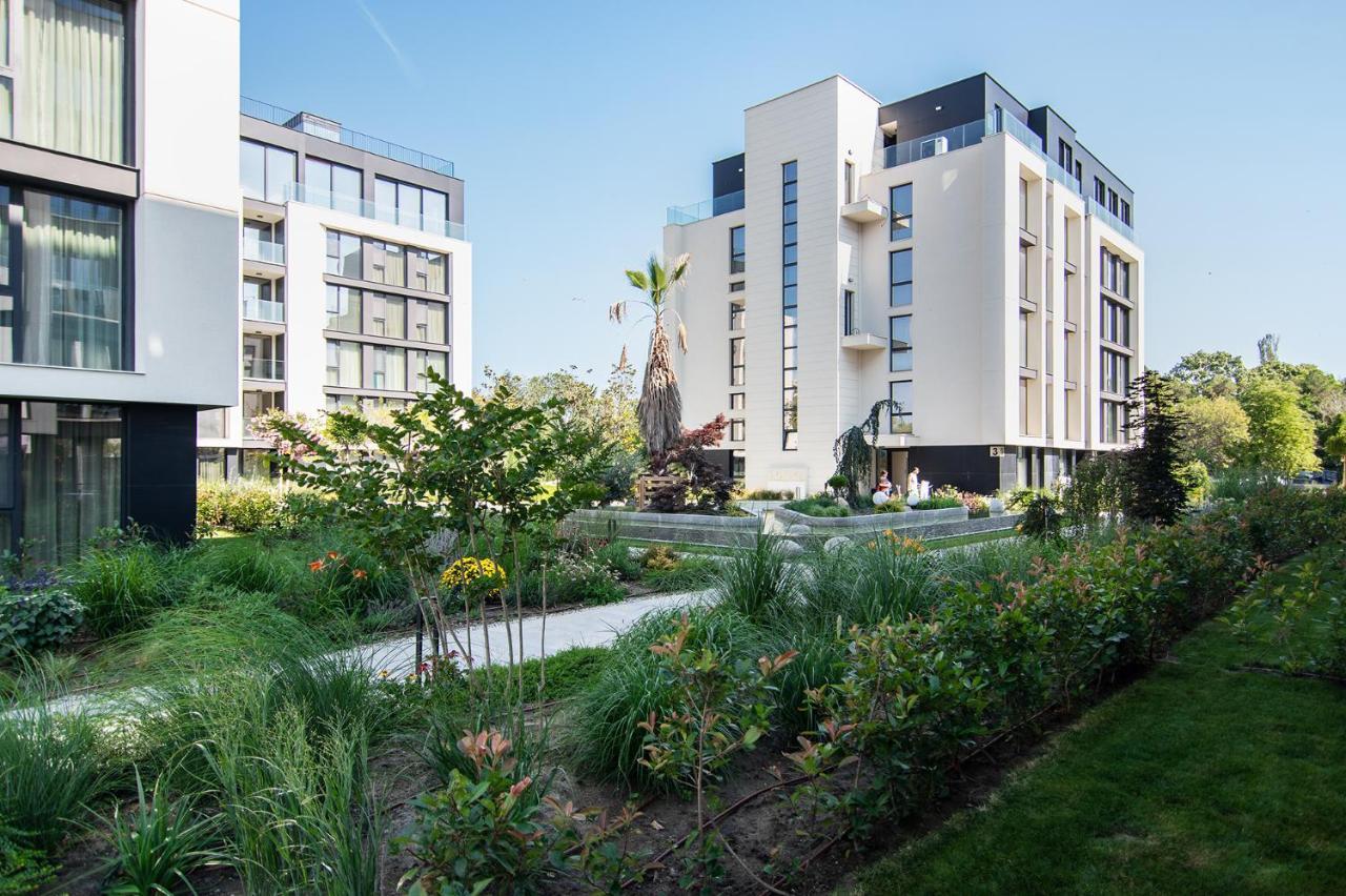 Sea Flats With Parking And Pool In Azur Residence Sweti Konstantin i Sweta Elena Zewnętrze zdjęcie
