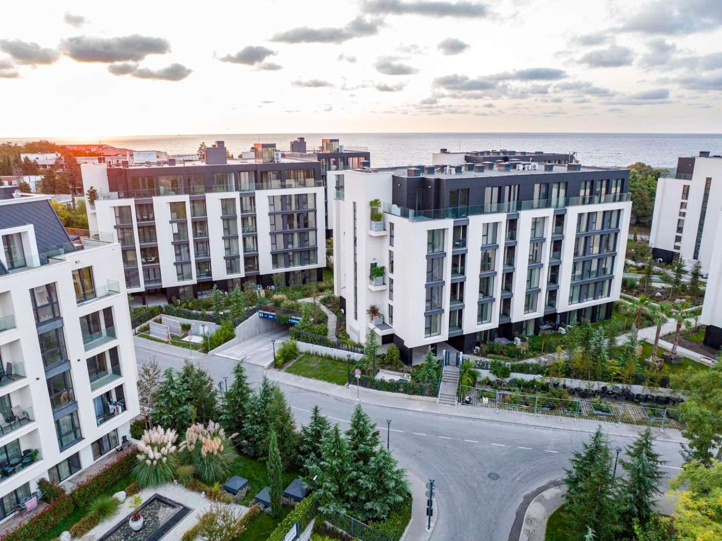 Sea Flats With Parking And Pool In Azur Residence Sweti Konstantin i Sweta Elena Zewnętrze zdjęcie