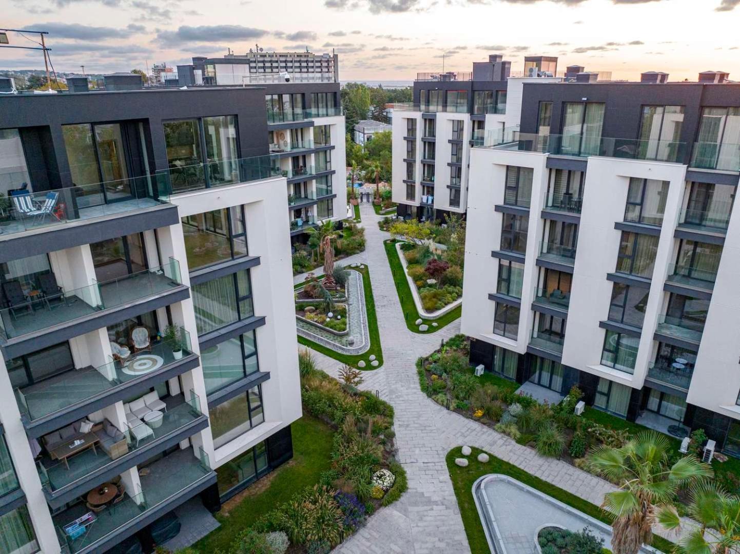 Sea Flats With Parking And Pool In Azur Residence Sweti Konstantin i Sweta Elena Zewnętrze zdjęcie
